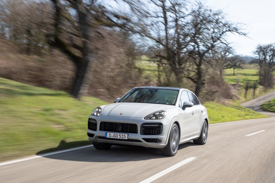  Porsche Cayenne E-Hybrid Coupe 2019 года  (WW) (фото 23 из 25)